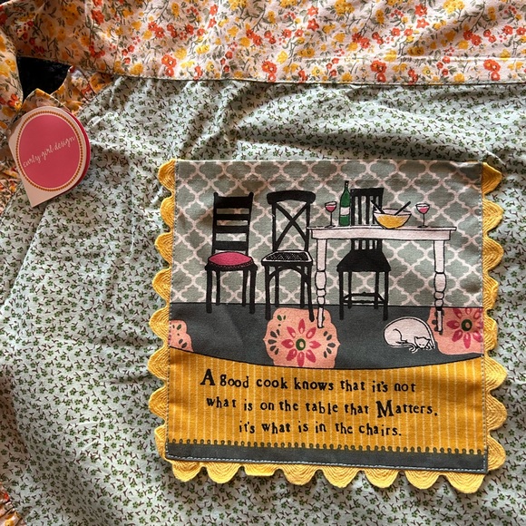 Vintage Style Sweet Apron with Pocket - Picture 2 of 2